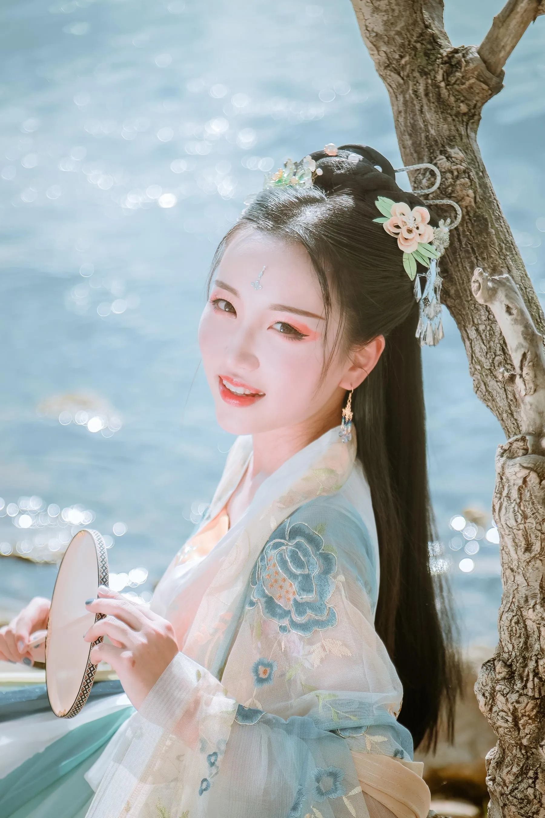 [YITUYU艺图语]2022.01.29 清水出芙蓉 Julie [23P]插图6